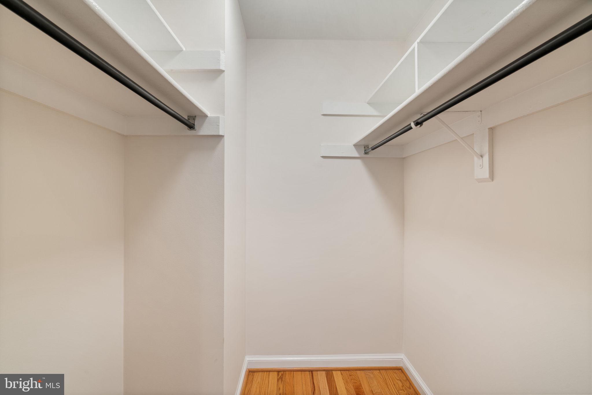 TOBACCO QUAY - Residential