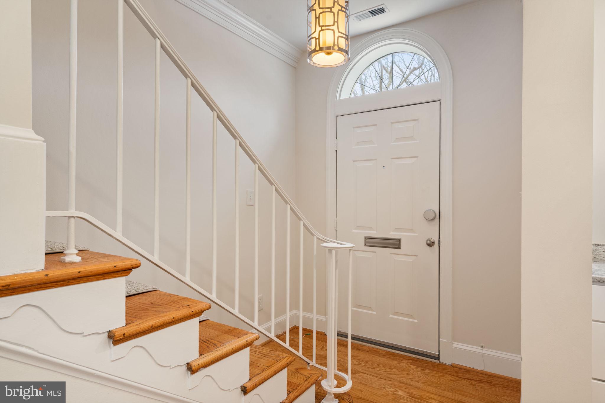 TOBACCO QUAY - Residential