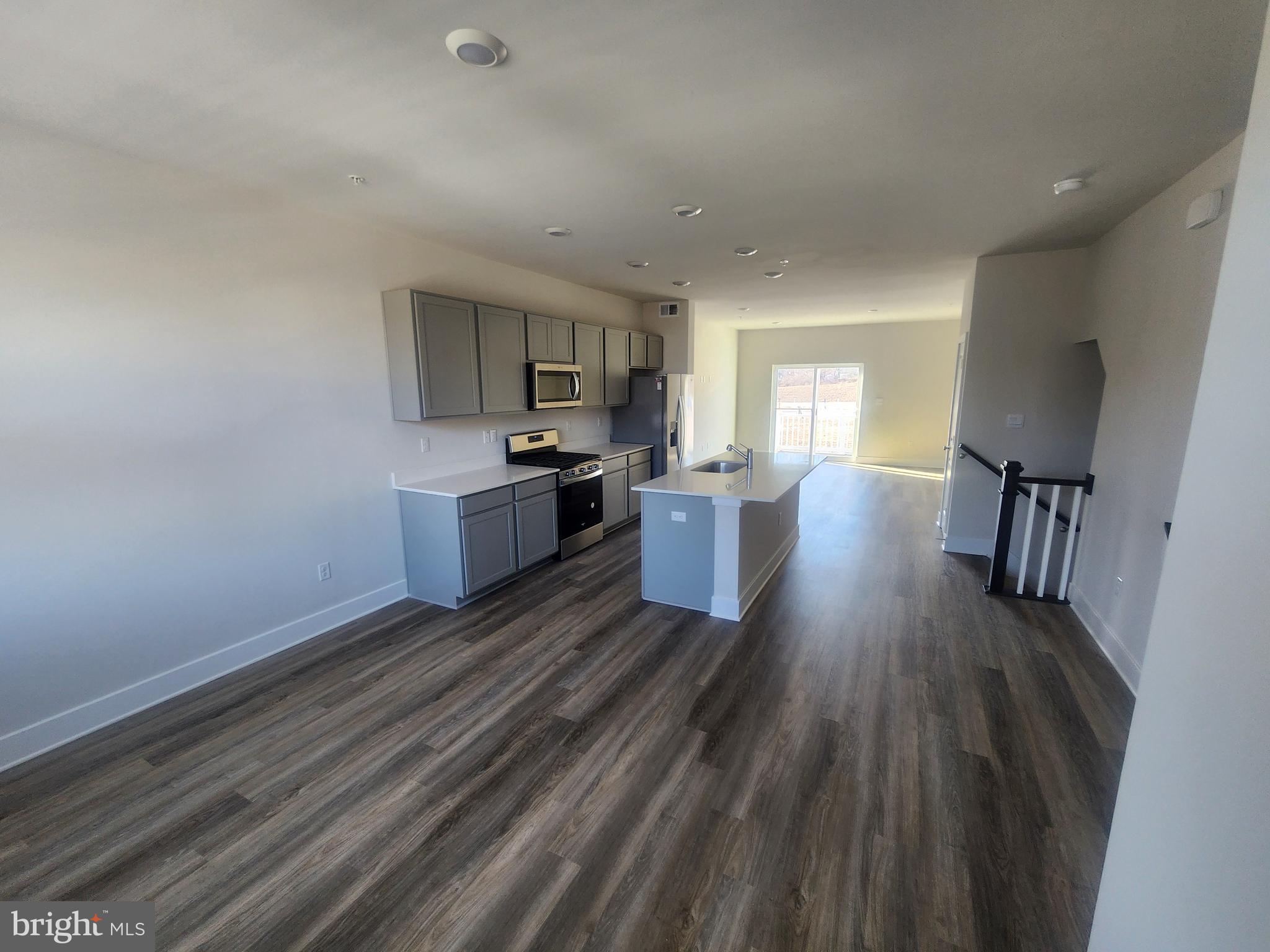 MAGNOLIA LANDING - Residential