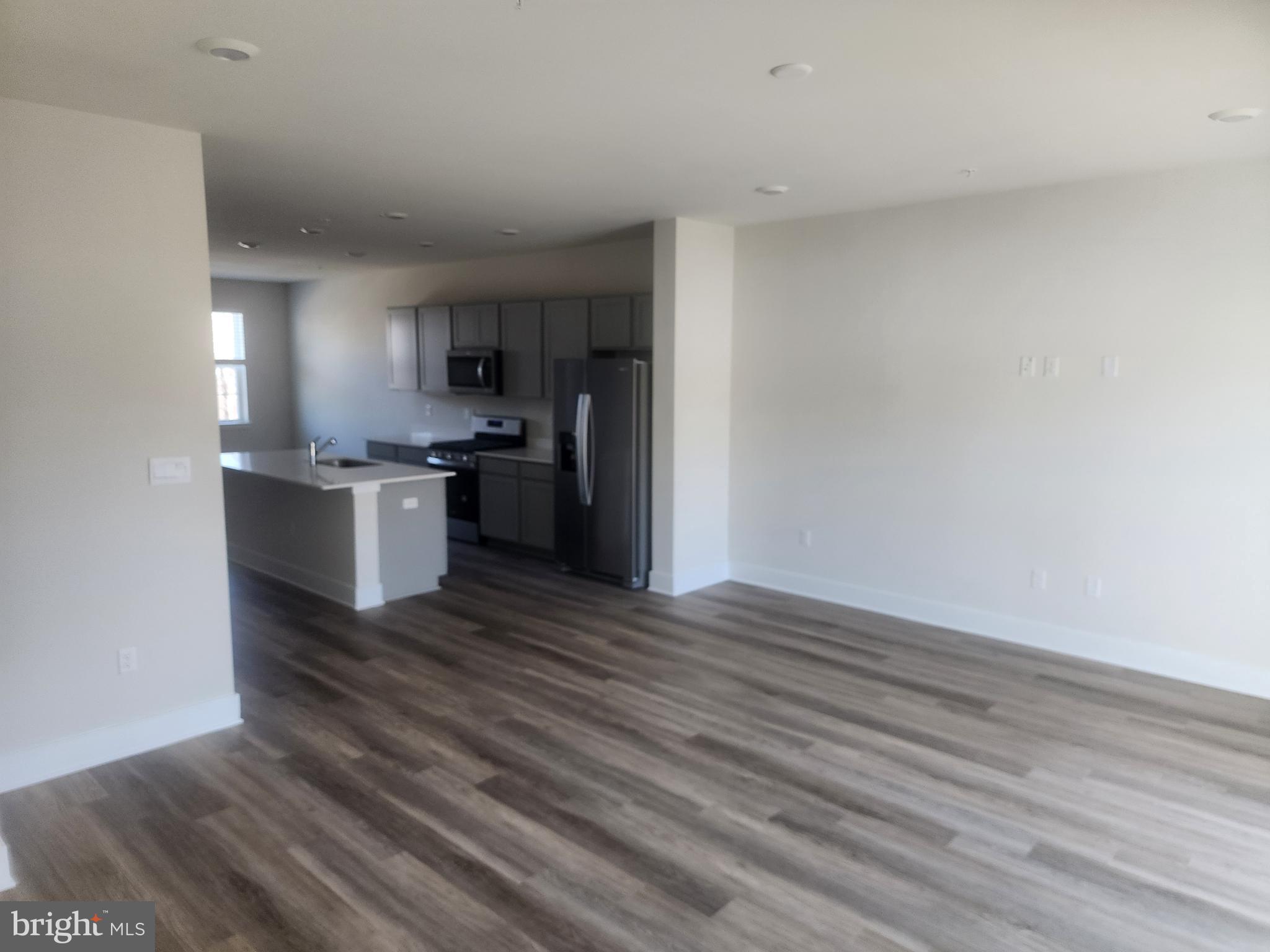 MAGNOLIA LANDING - Residential