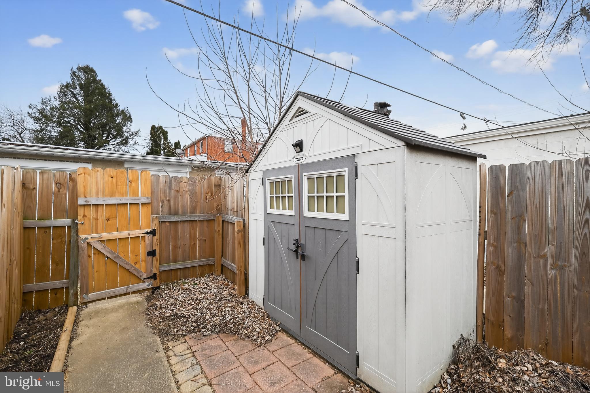 LANCASTER - Residential