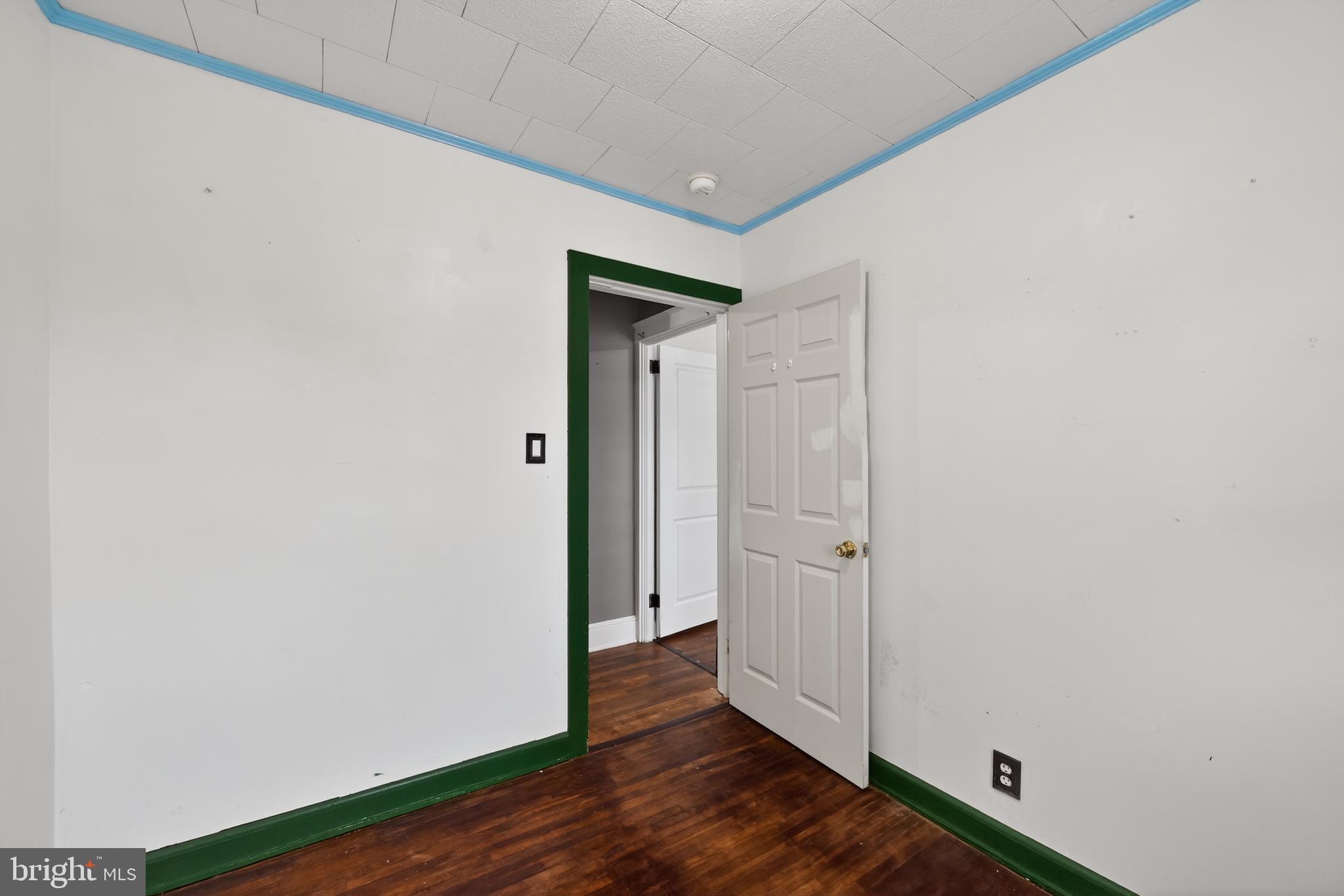 LANCASTER - Residential