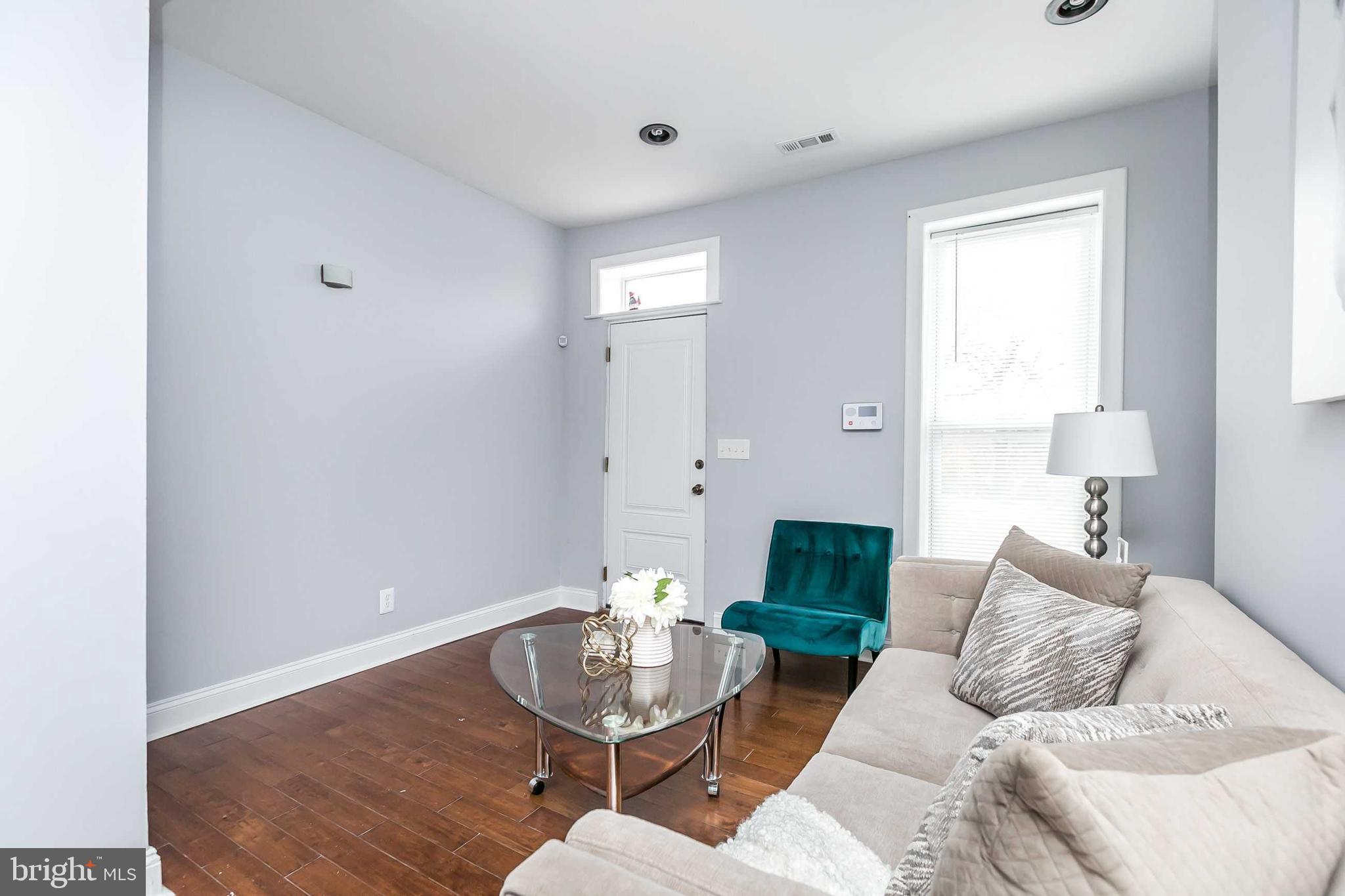 HOPKINS - Residential