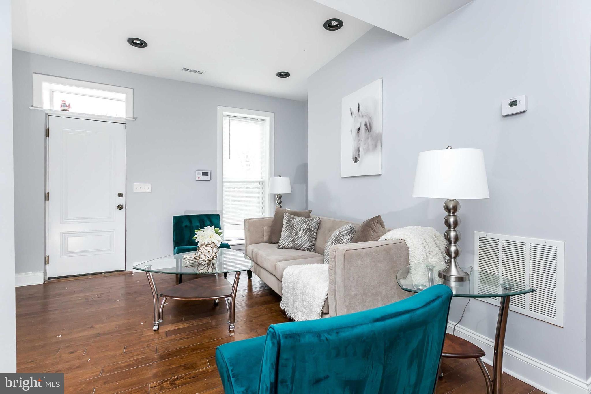 HOPKINS - Residential