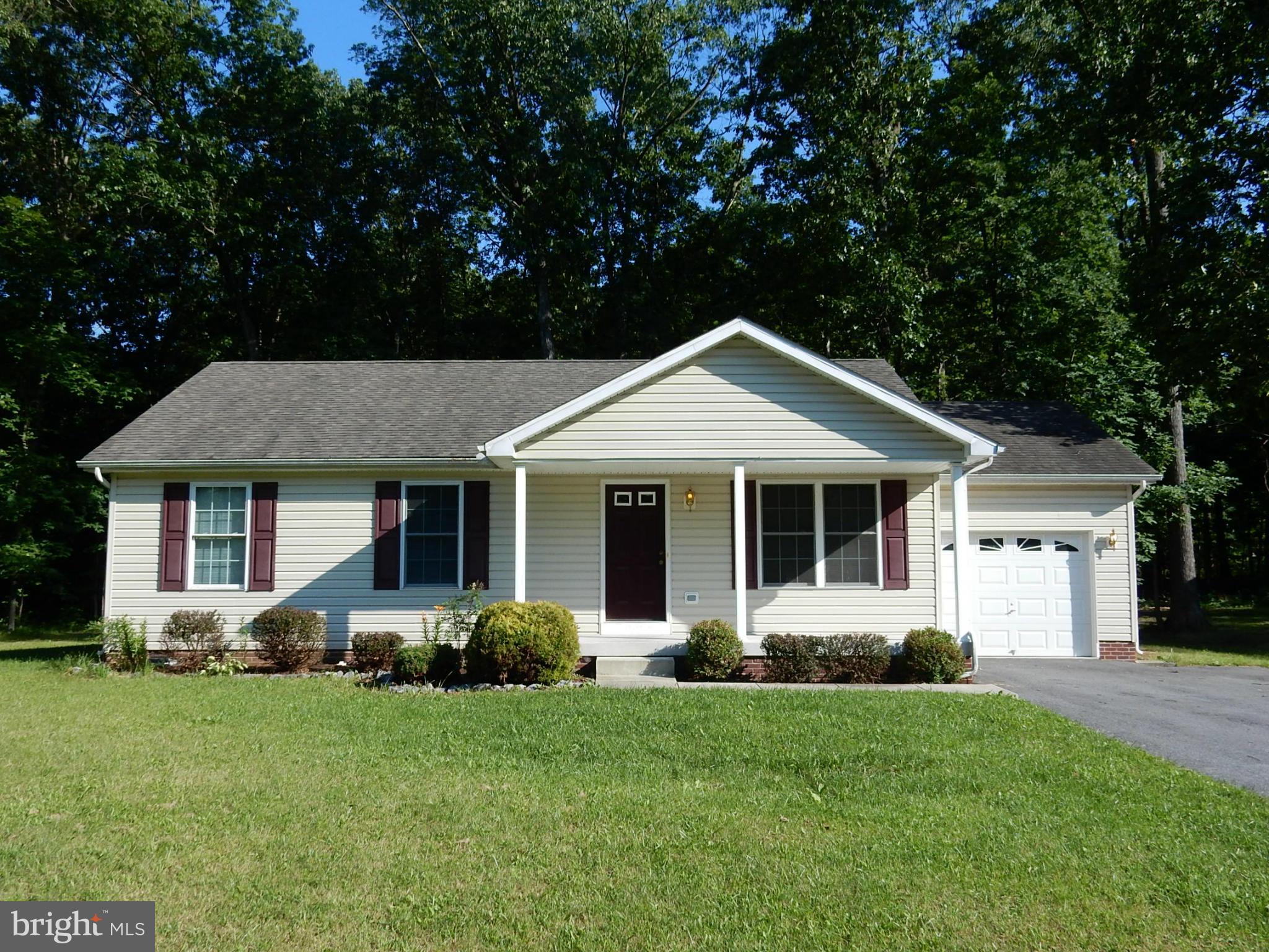Available ranch home for rent in the south end of the county. 3Bd, 2BA and one car garage. Prospective tenant to complete application to be reviewed by owner. No Pets. Call today!