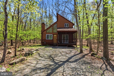 Homes For Sale - 3303 Greenbriar Drive<br/> EAST STROUDSBURG, PA 18301