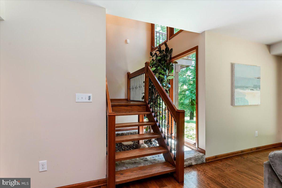 RADNOR HUNT - Residential