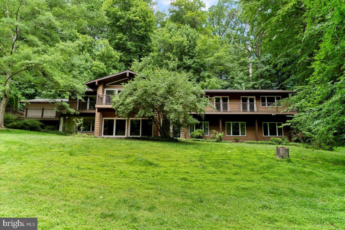 RADNOR HUNT - Residential