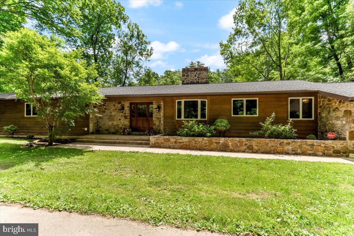 RADNOR HUNT - Residential