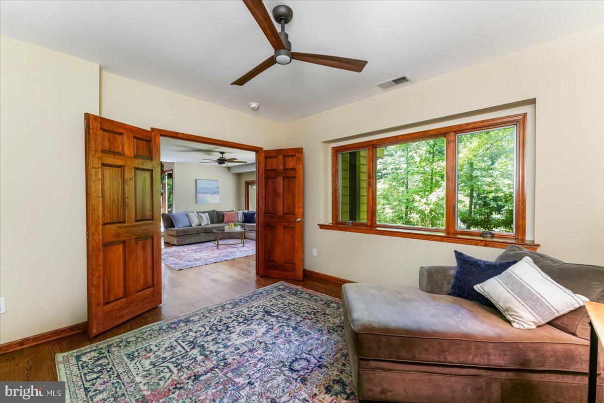 RADNOR HUNT - Residential