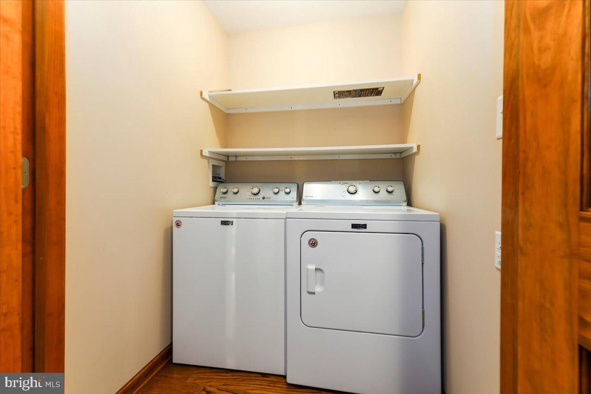 RADNOR HUNT - Residential