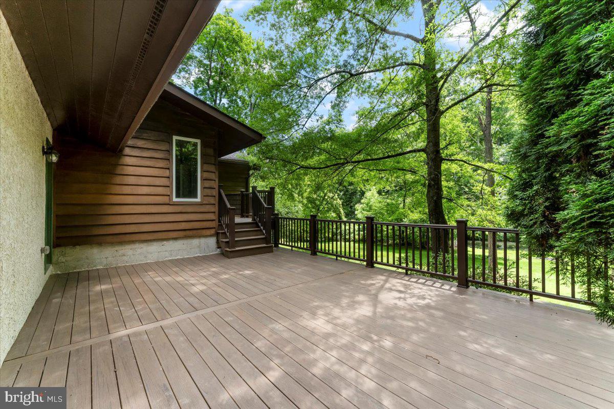 RADNOR HUNT - Residential