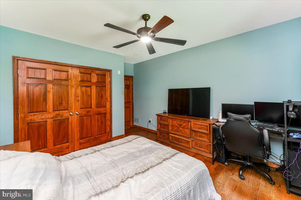 RADNOR HUNT - Residential