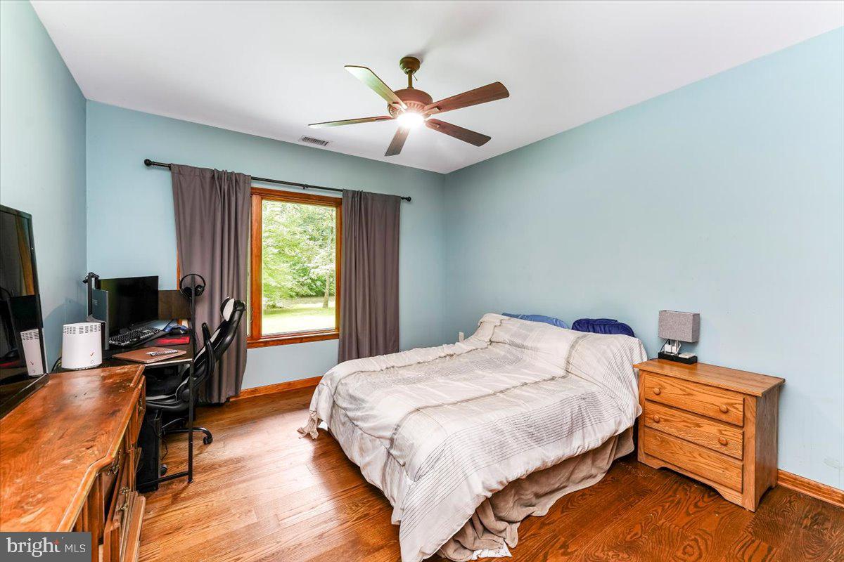 RADNOR HUNT - Residential