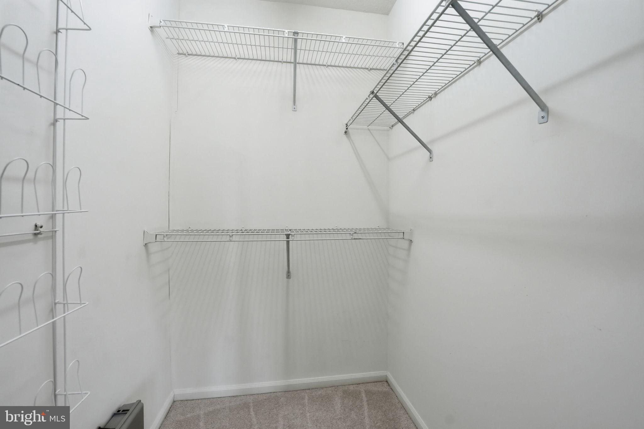 SHERBROOKE CONDO - Residential