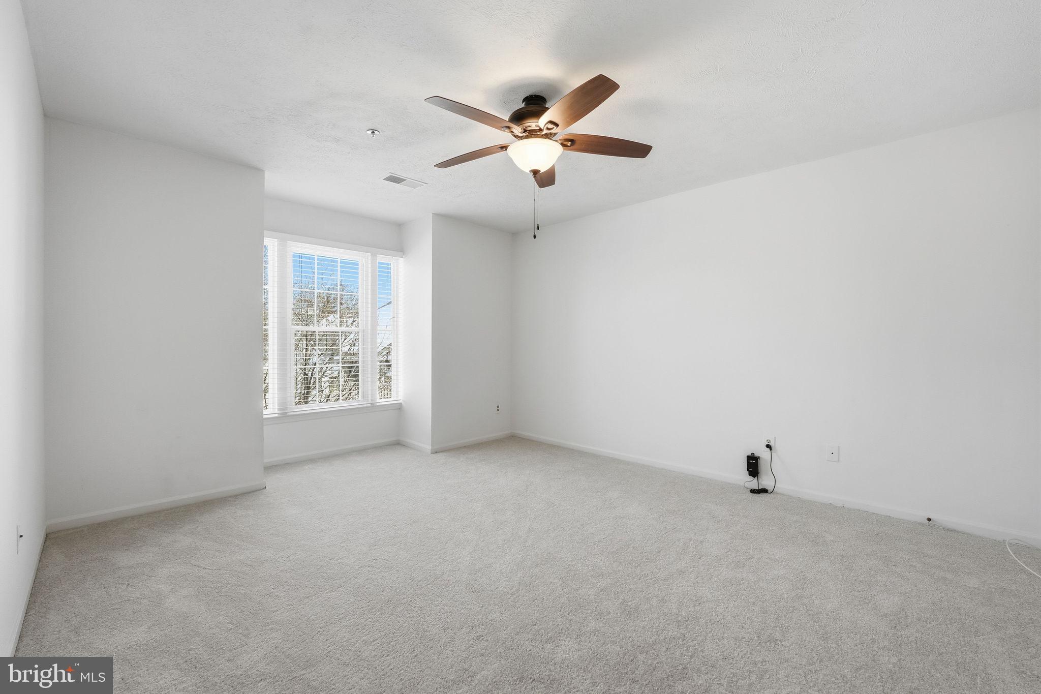 SHERBROOKE CONDO - Residential