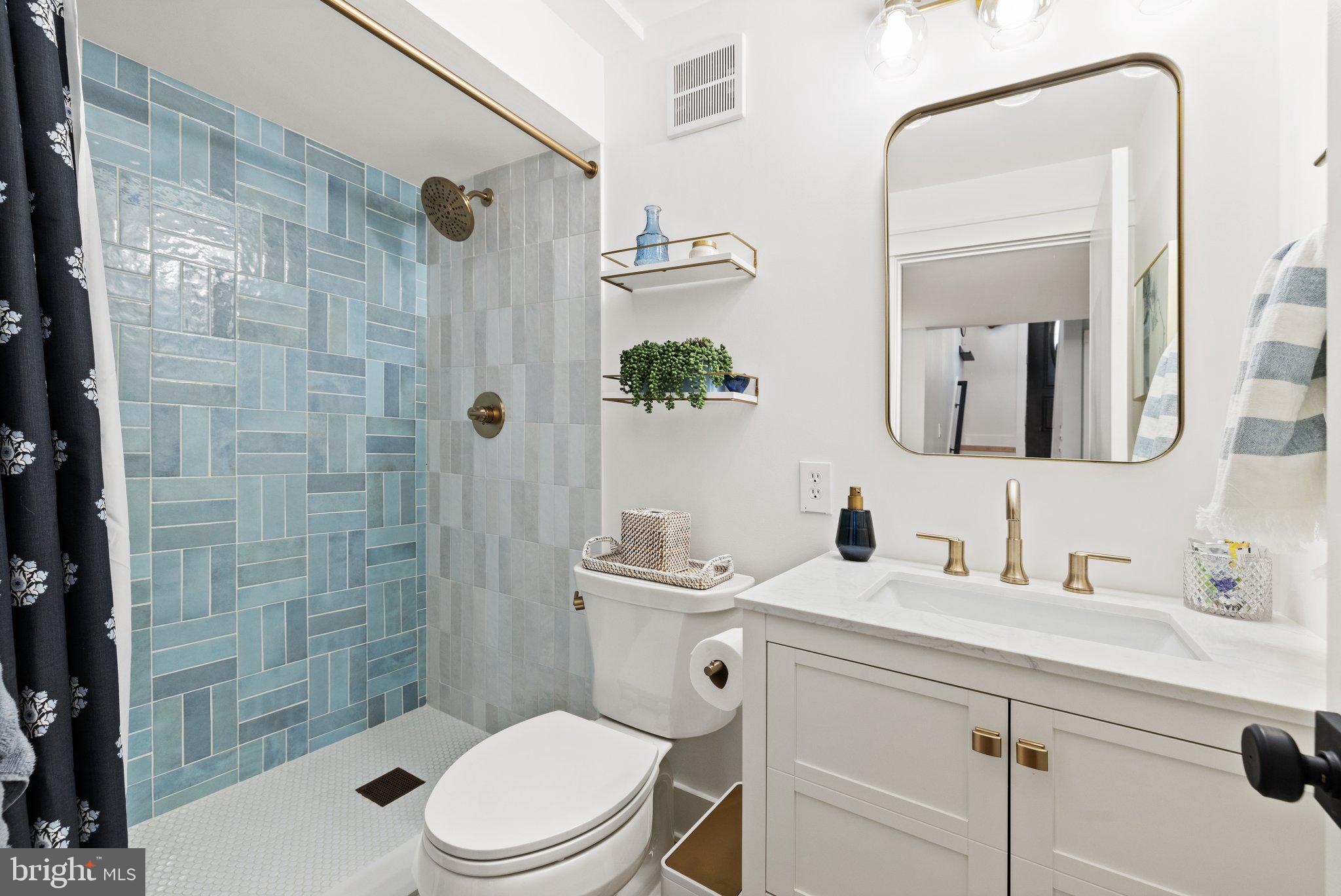 VALLEY GREEN - Residential