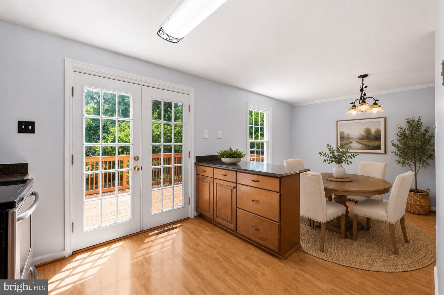 11 CRAFTSMAN COURT