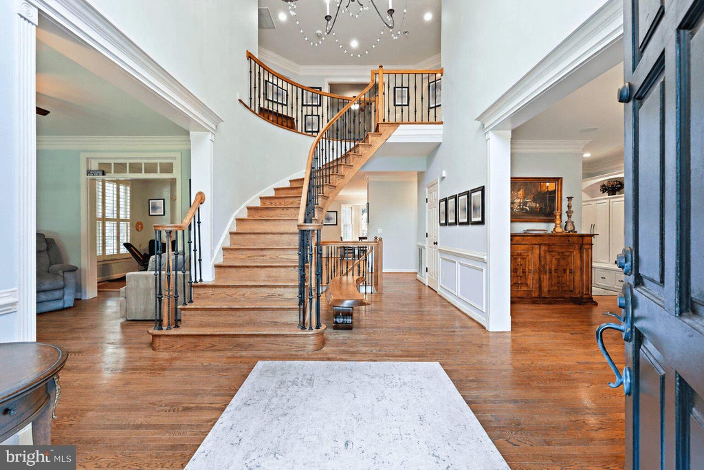 Photo of 11404 Green Moor Lane, OAKTON, VA 22124 (MLS # VAFX2335740)