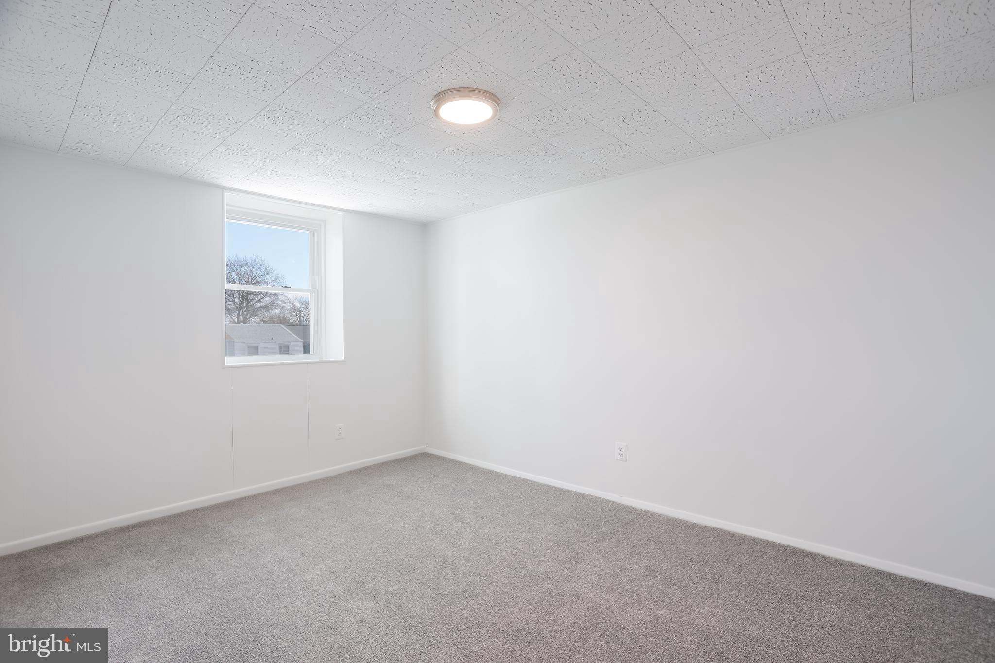 EASTFIELD - Residential Lease