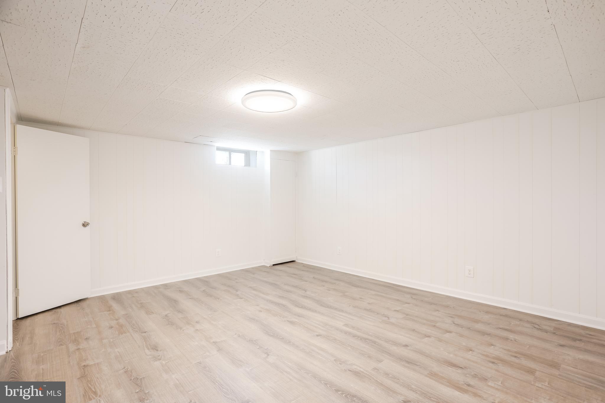 EASTFIELD - Residential Lease