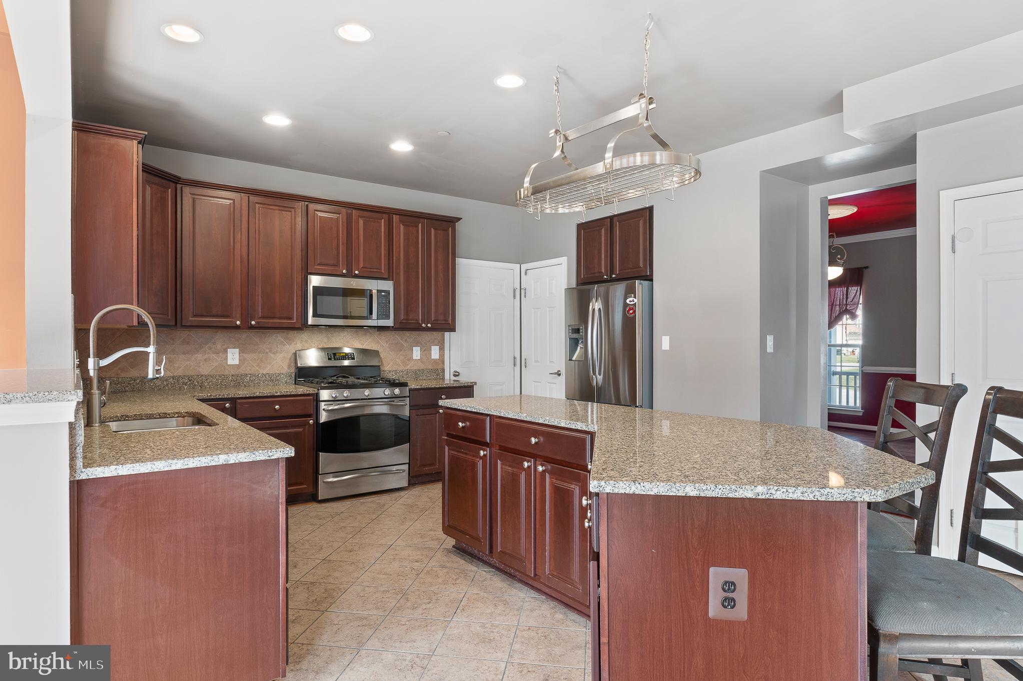 WILLOW WOODS - Residential