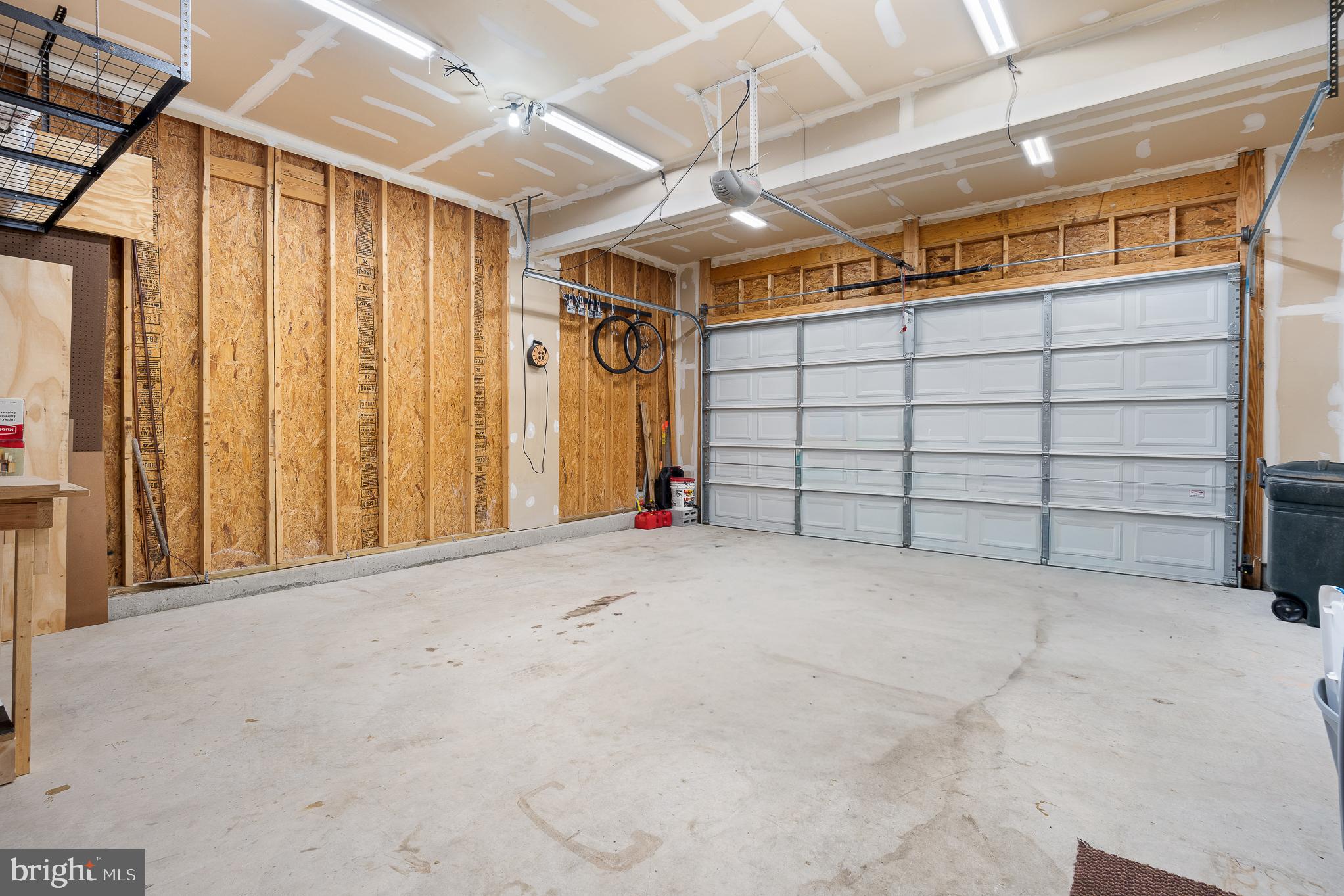 WILLOW WOODS - Residential