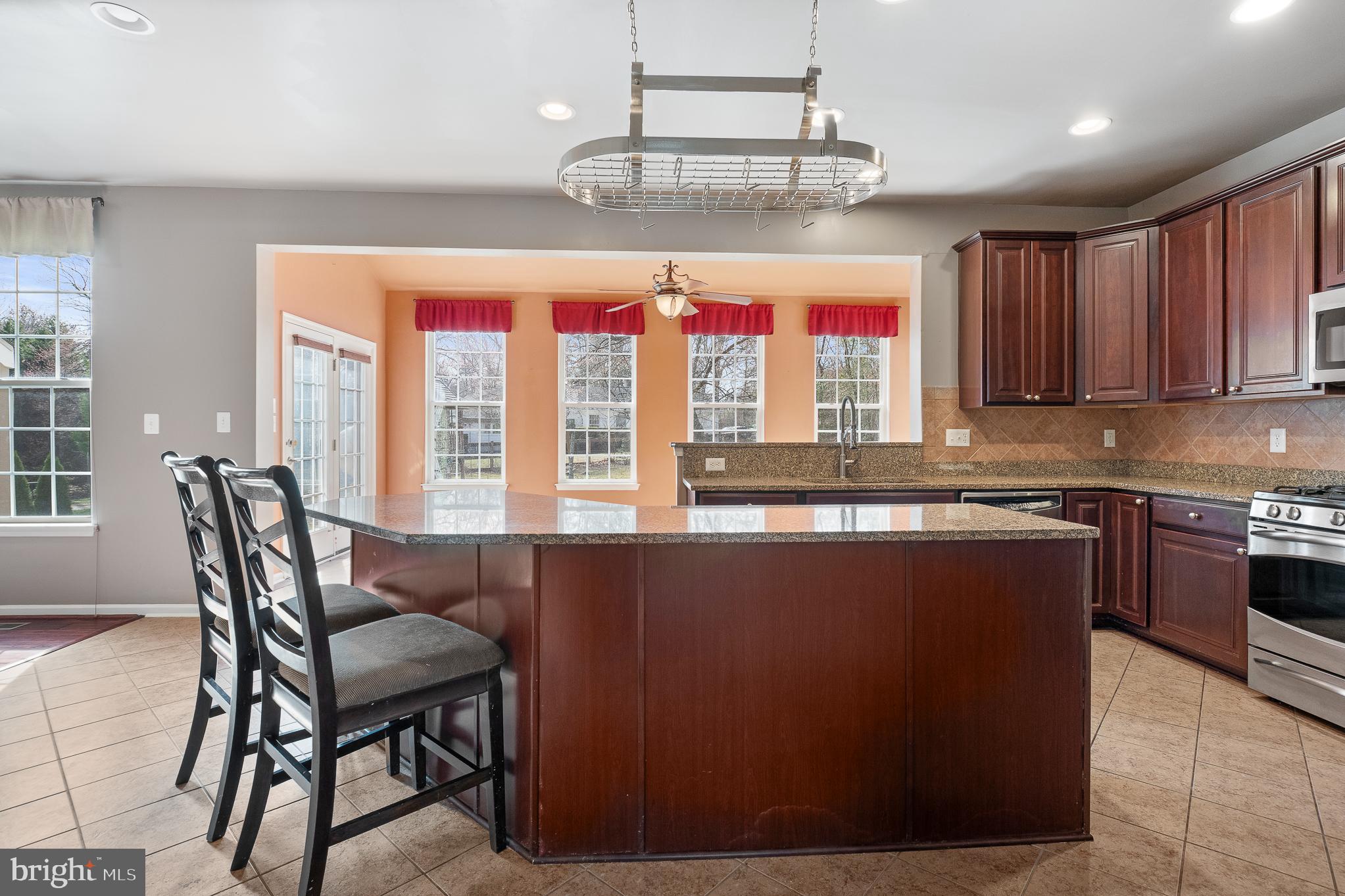 WILLOW WOODS - Residential