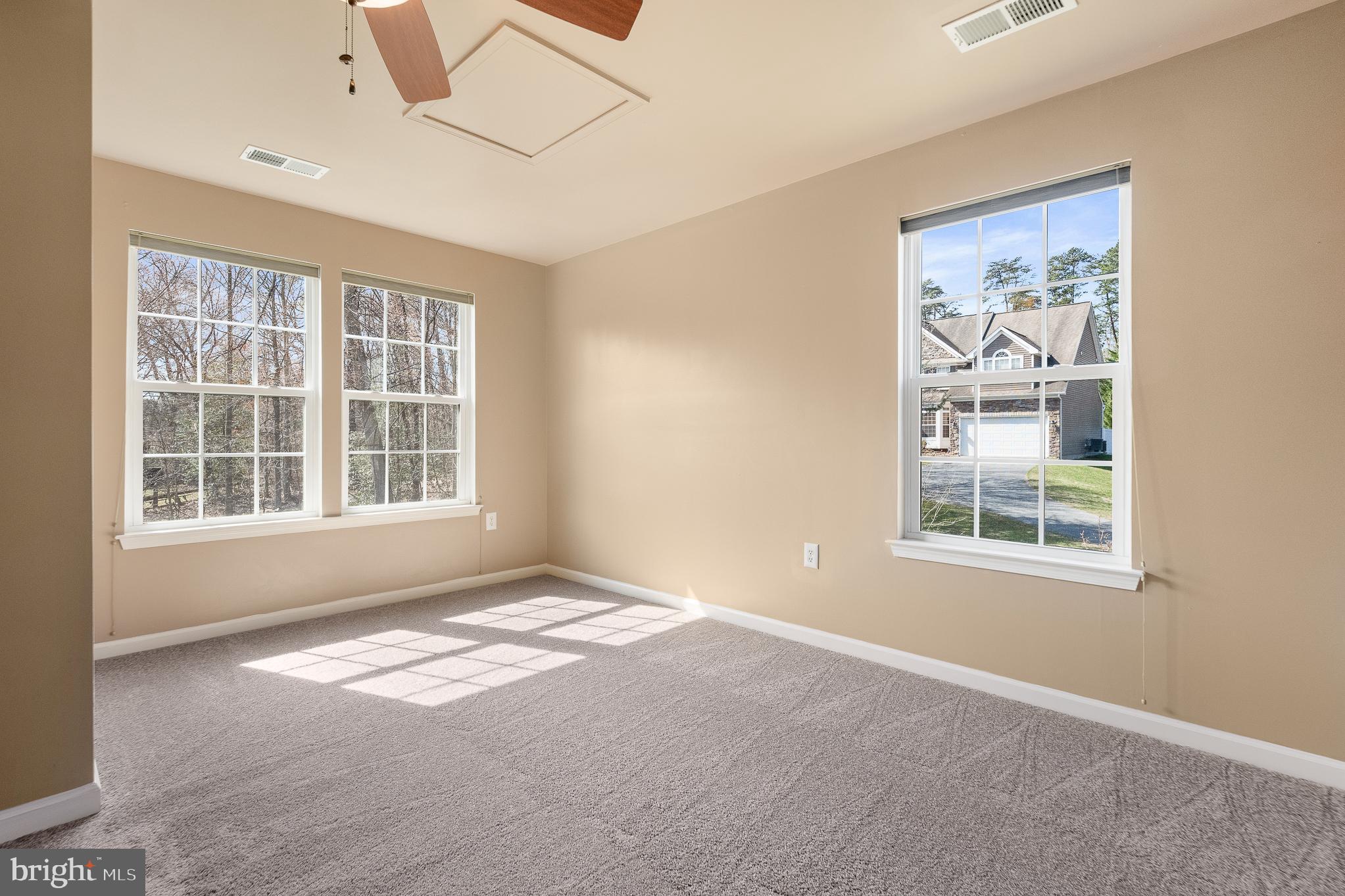 WILLOW WOODS - Residential