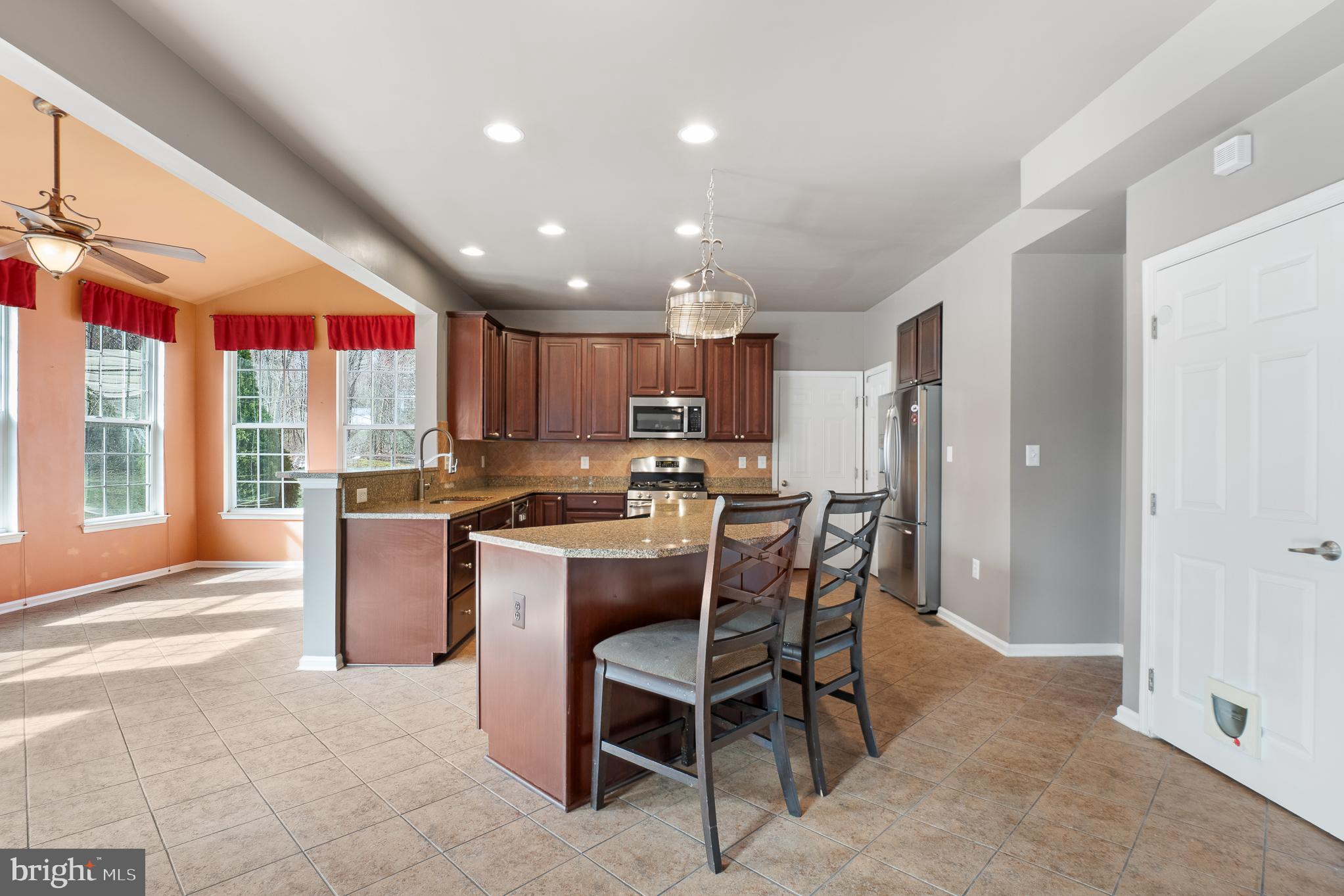 WILLOW WOODS - Residential