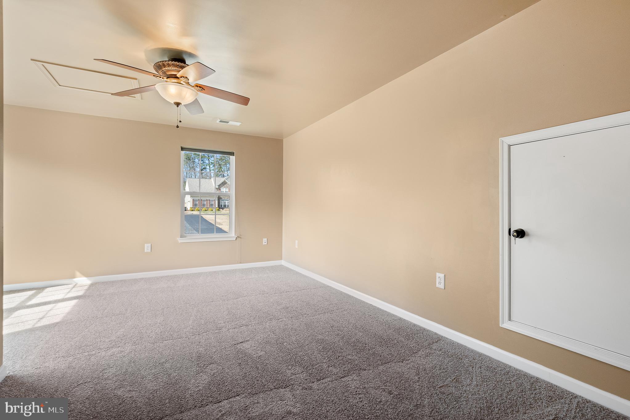 WILLOW WOODS - Residential