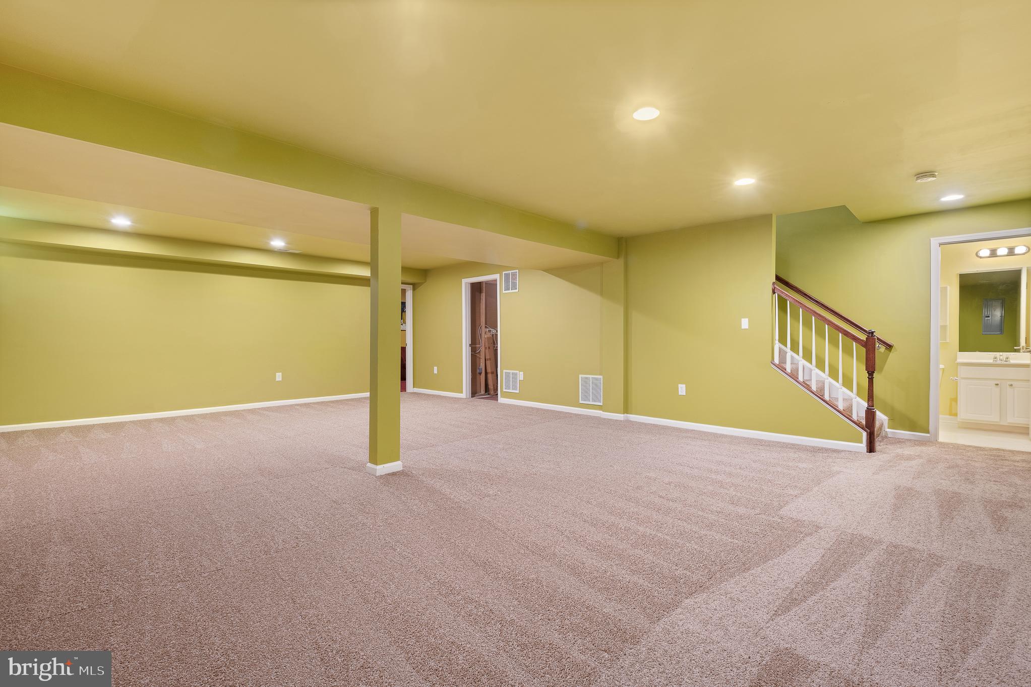 WILLOW WOODS - Residential