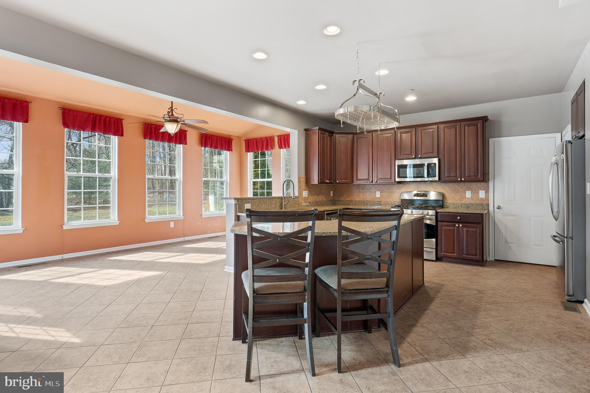 WILLOW WOODS - Residential