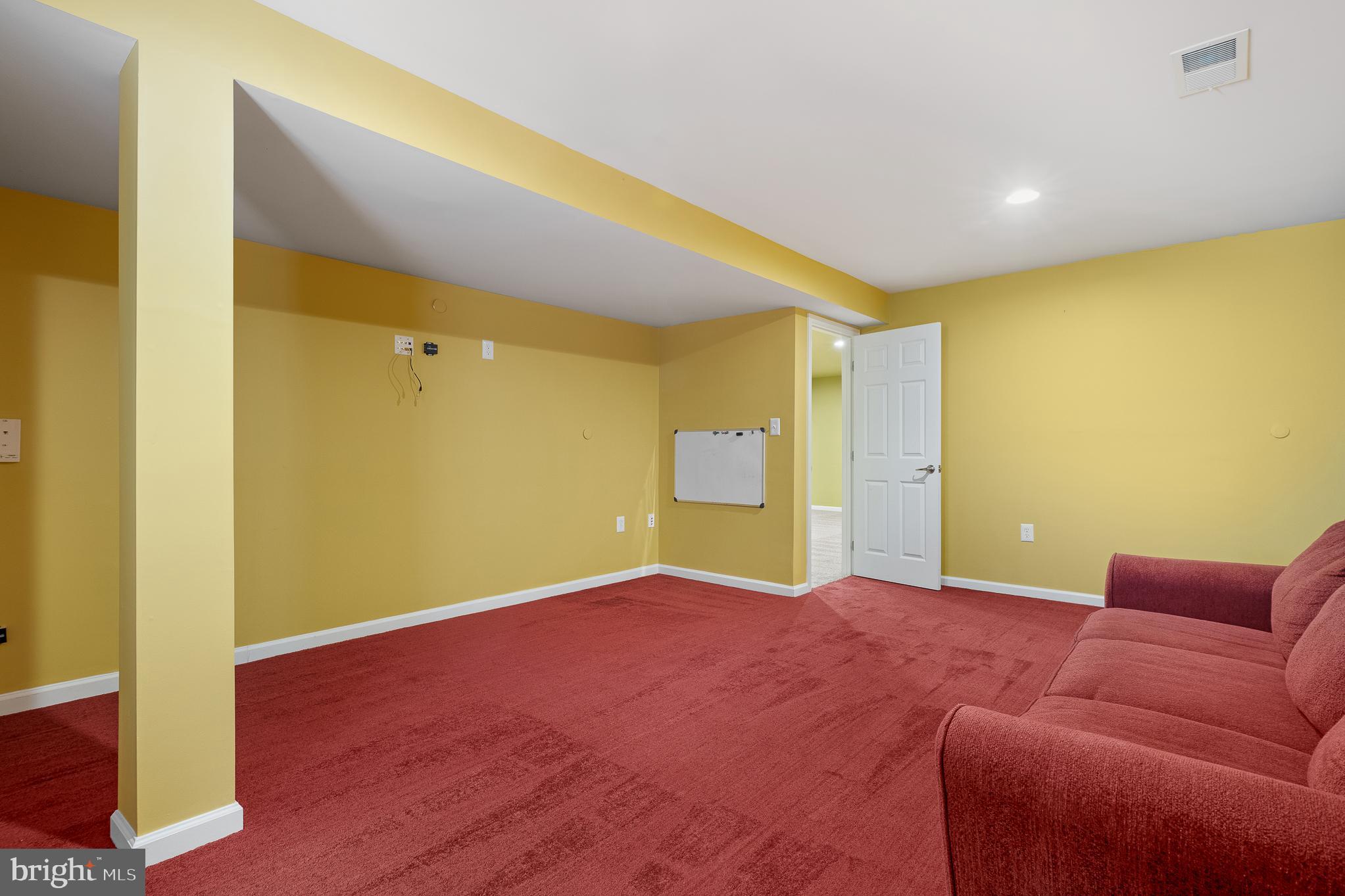 WILLOW WOODS - Residential