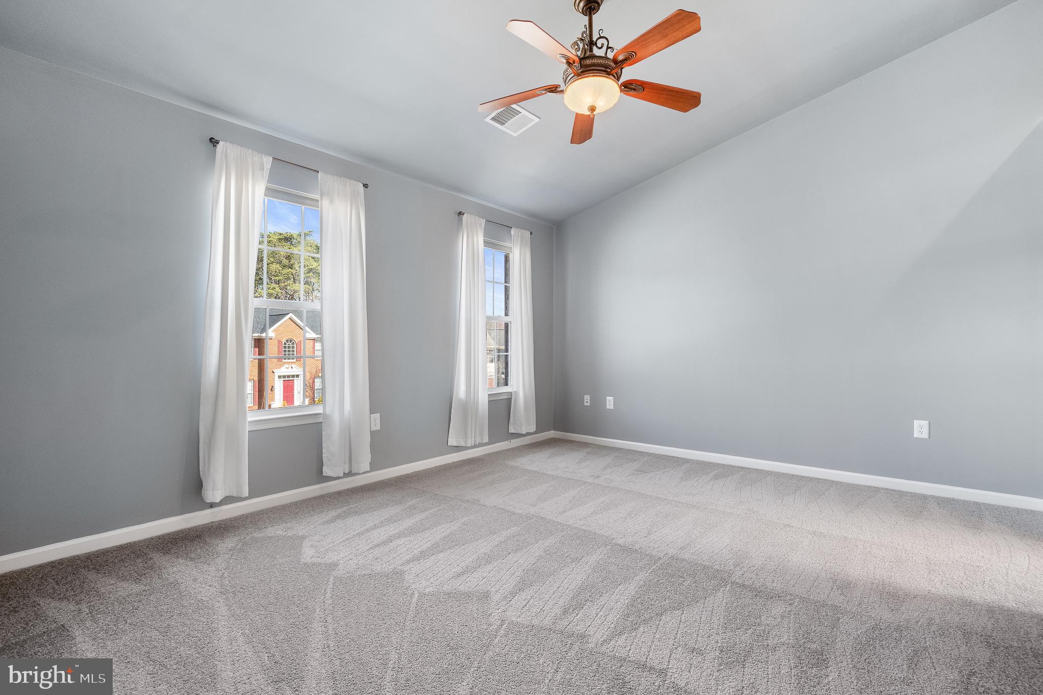 WILLOW WOODS - Residential