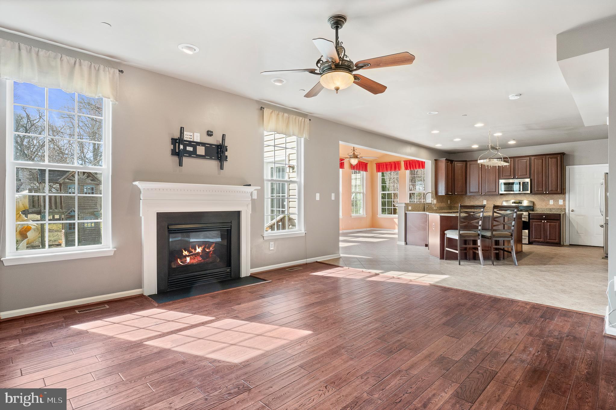 WILLOW WOODS - Residential