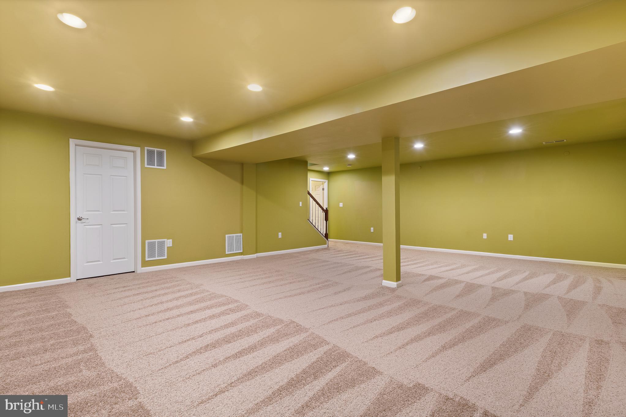 WILLOW WOODS - Residential