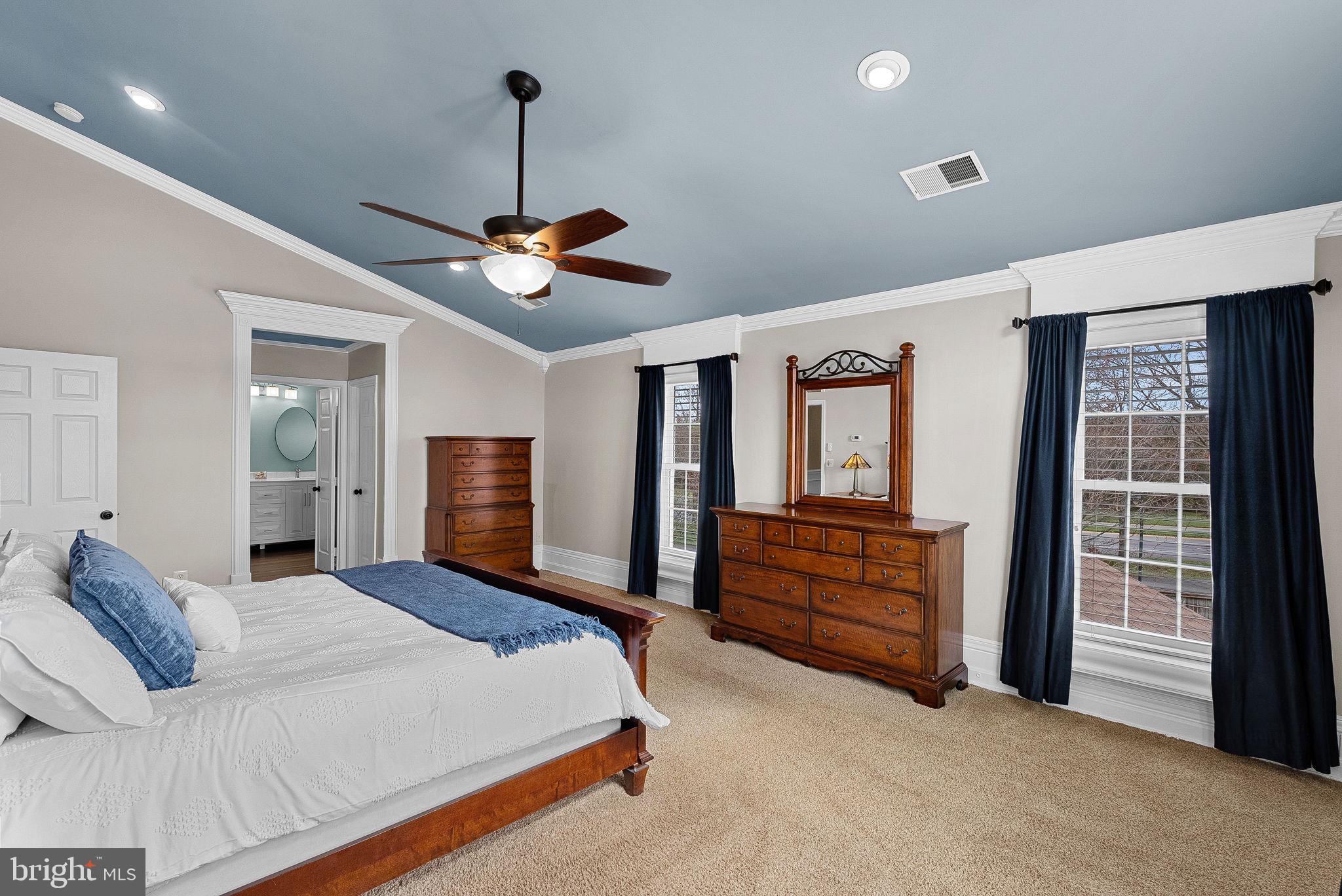 BROADLANDS - Residential