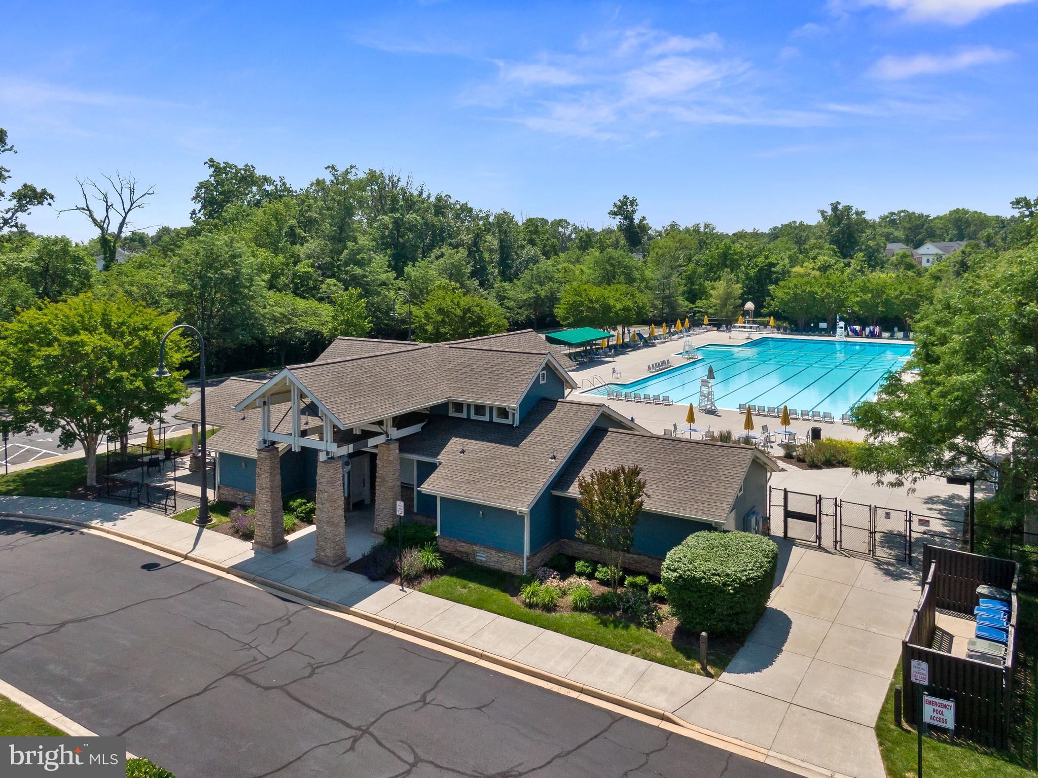 BROADLANDS - Residential