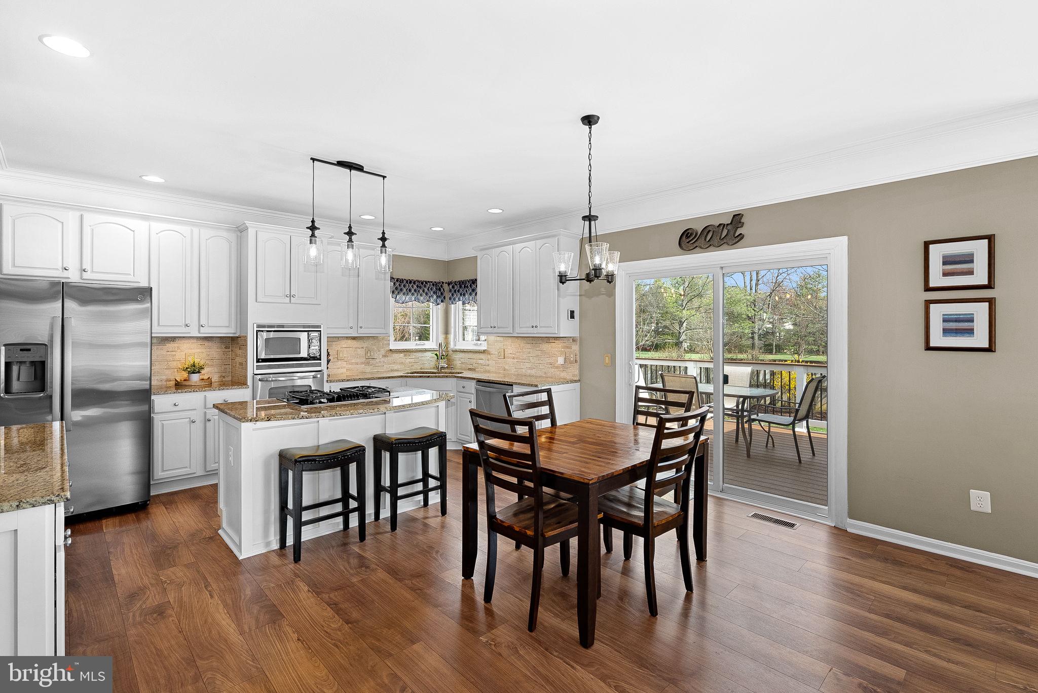 BROADLANDS - Residential