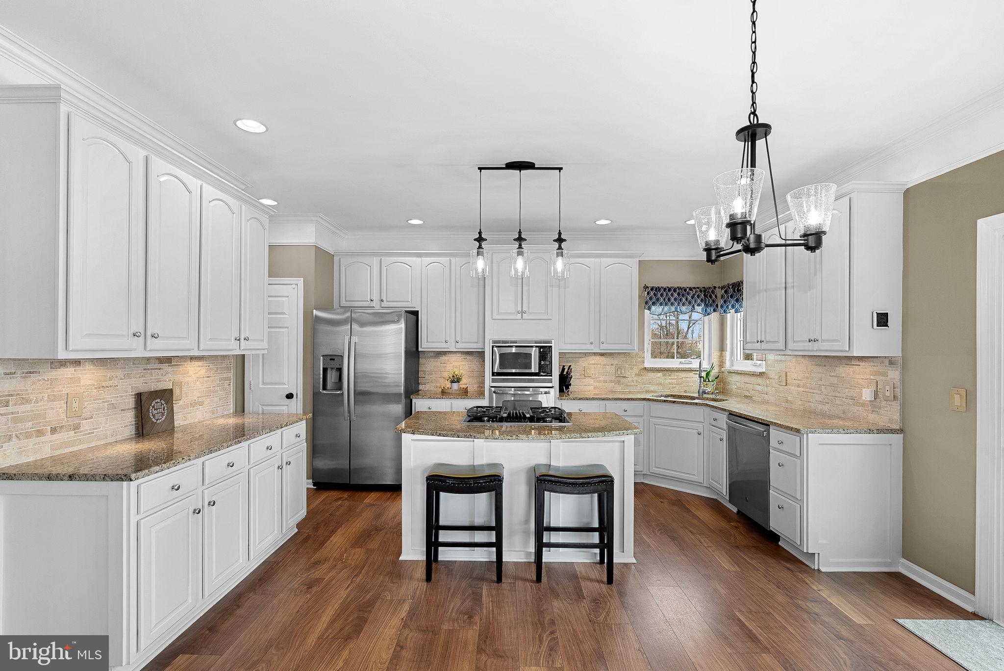 BROADLANDS - Residential