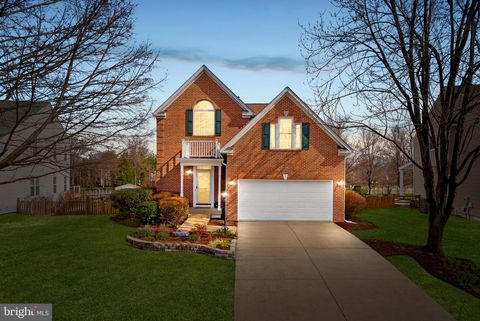 Homes For Sale - 42987 Cedar Springs Court<br/> BROADLANDS, VA 20148