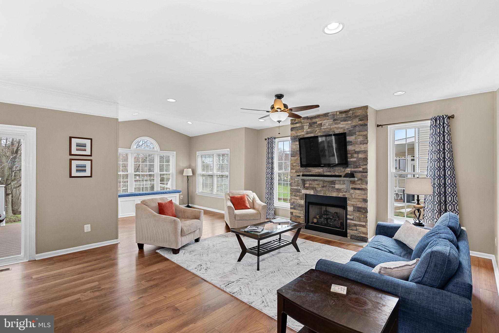 BROADLANDS - Residential