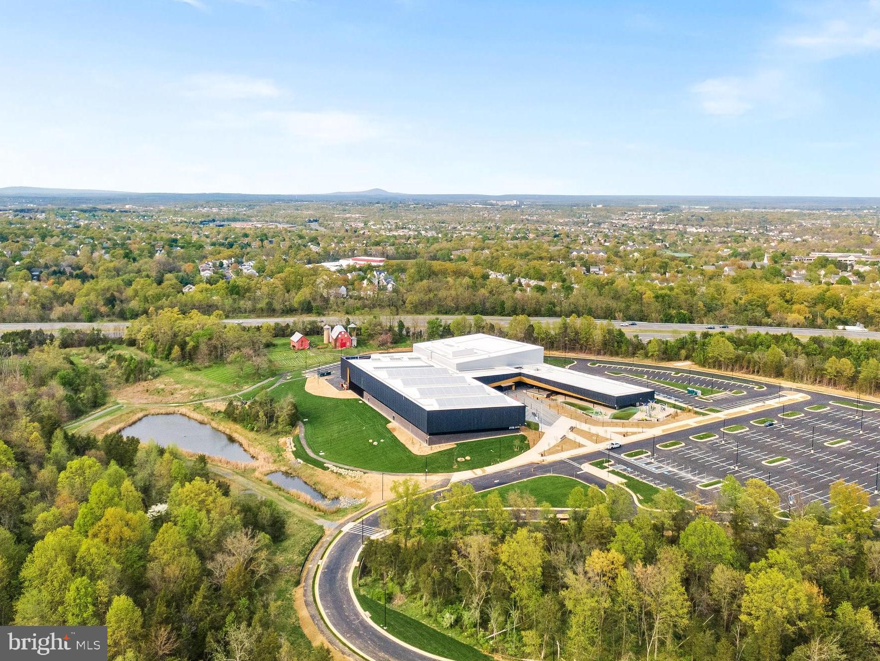 BROADLANDS - Residential