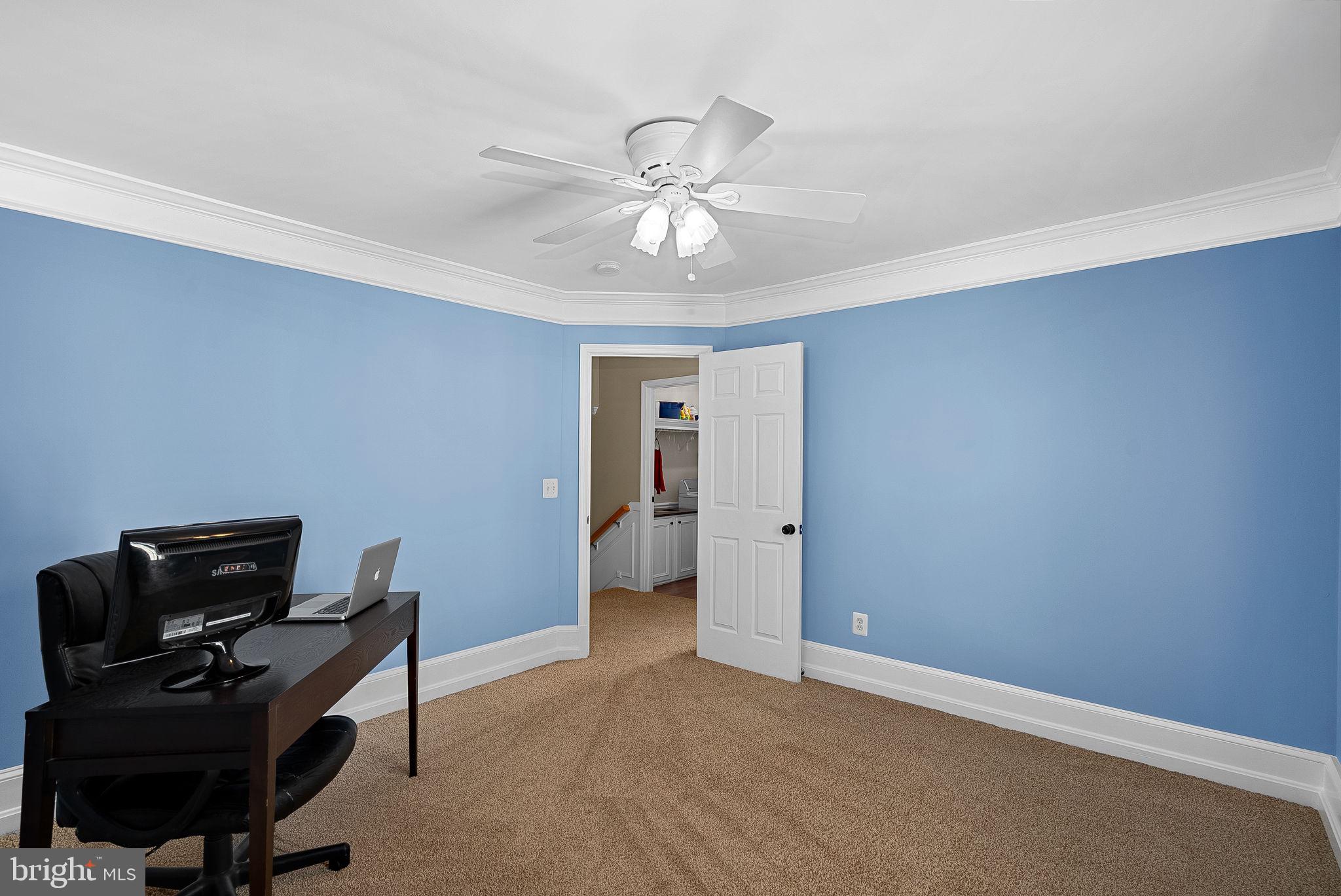 BROADLANDS - Residential