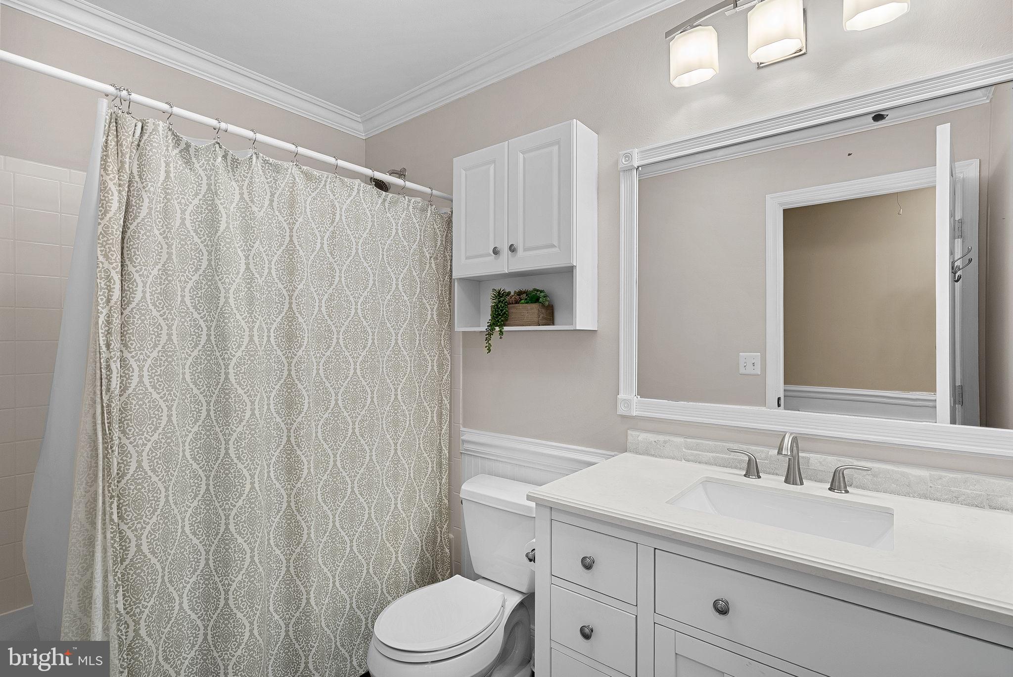 BROADLANDS - Residential