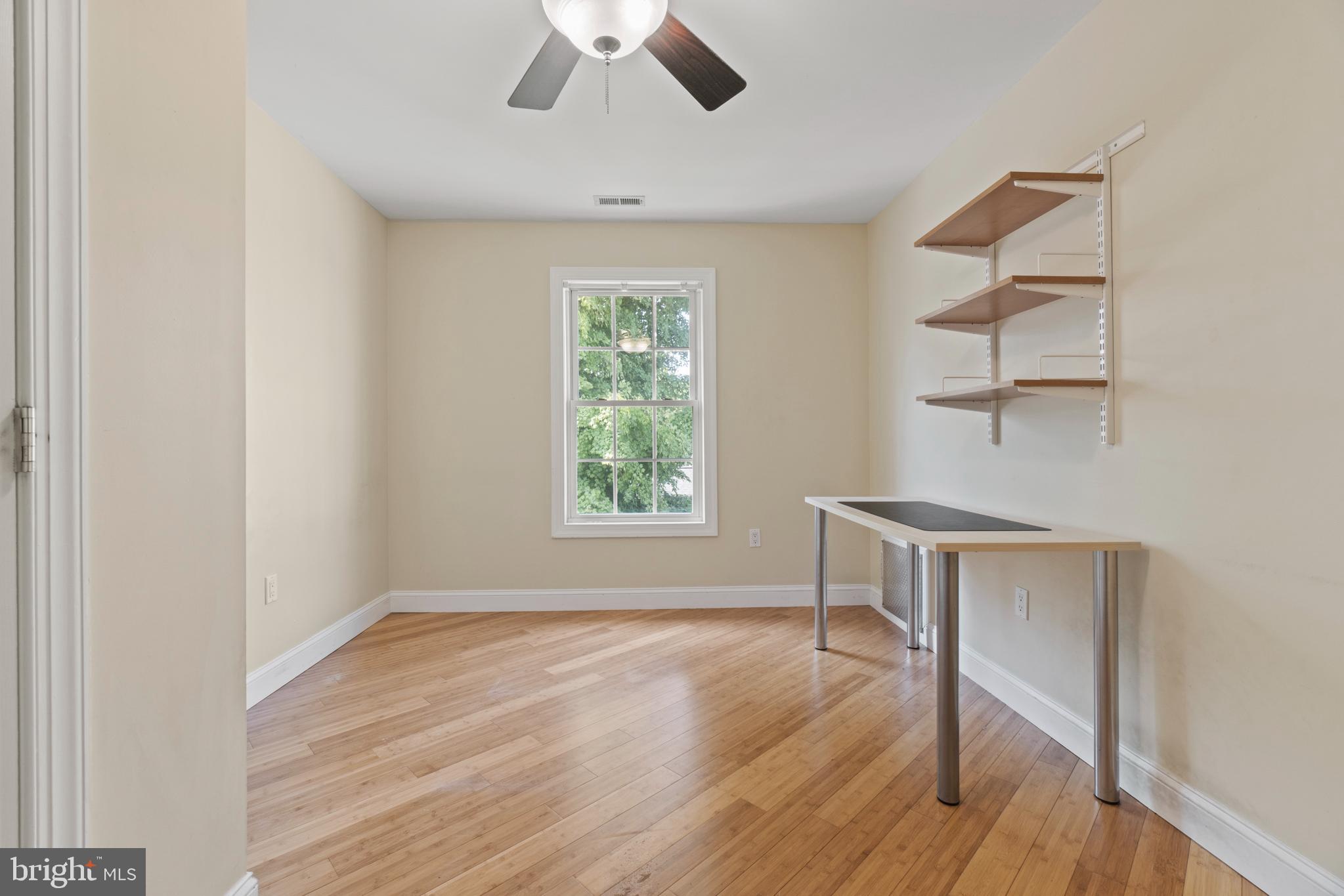 ELMHURST - Residential