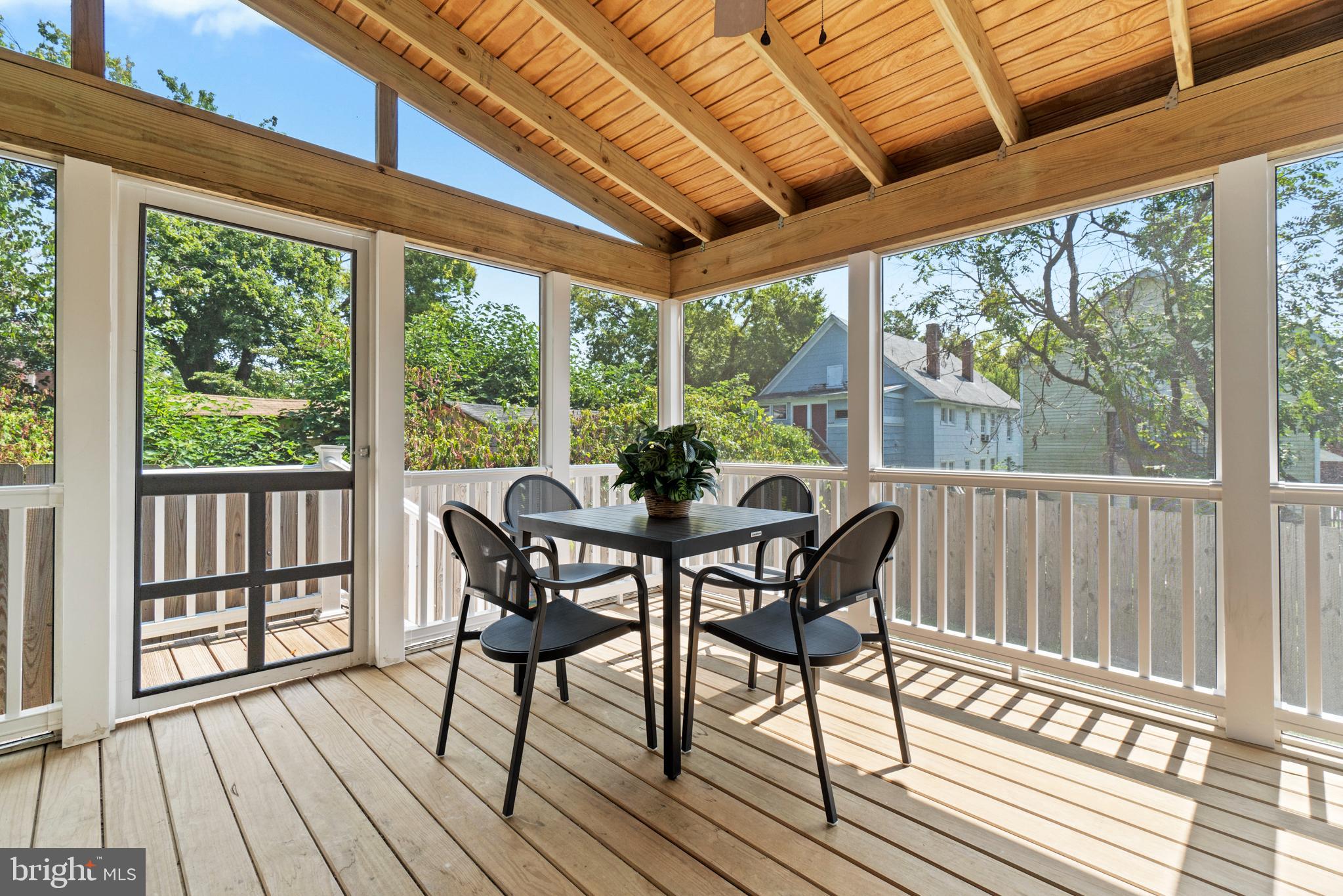 ELMHURST - Residential