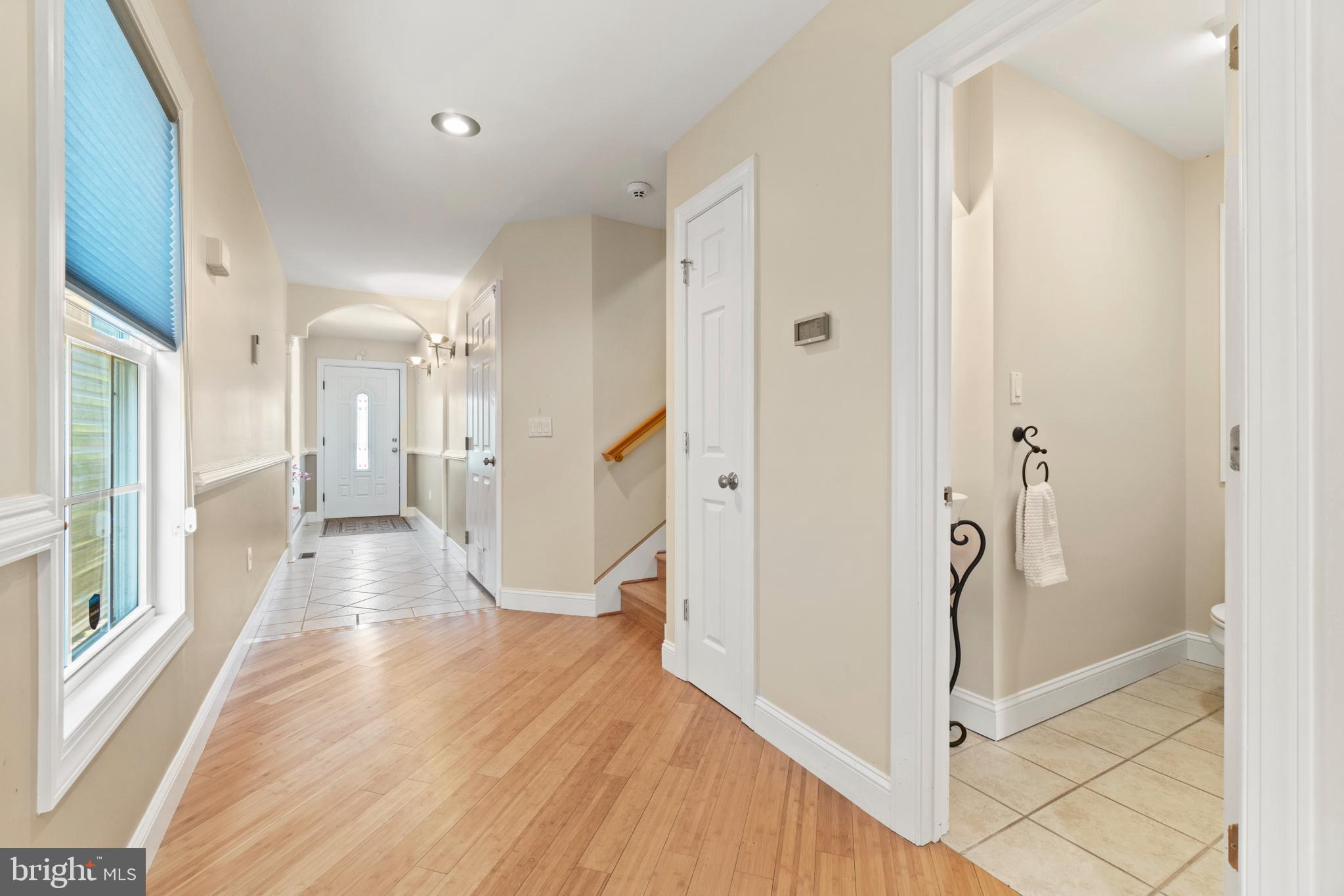 ELMHURST - Residential