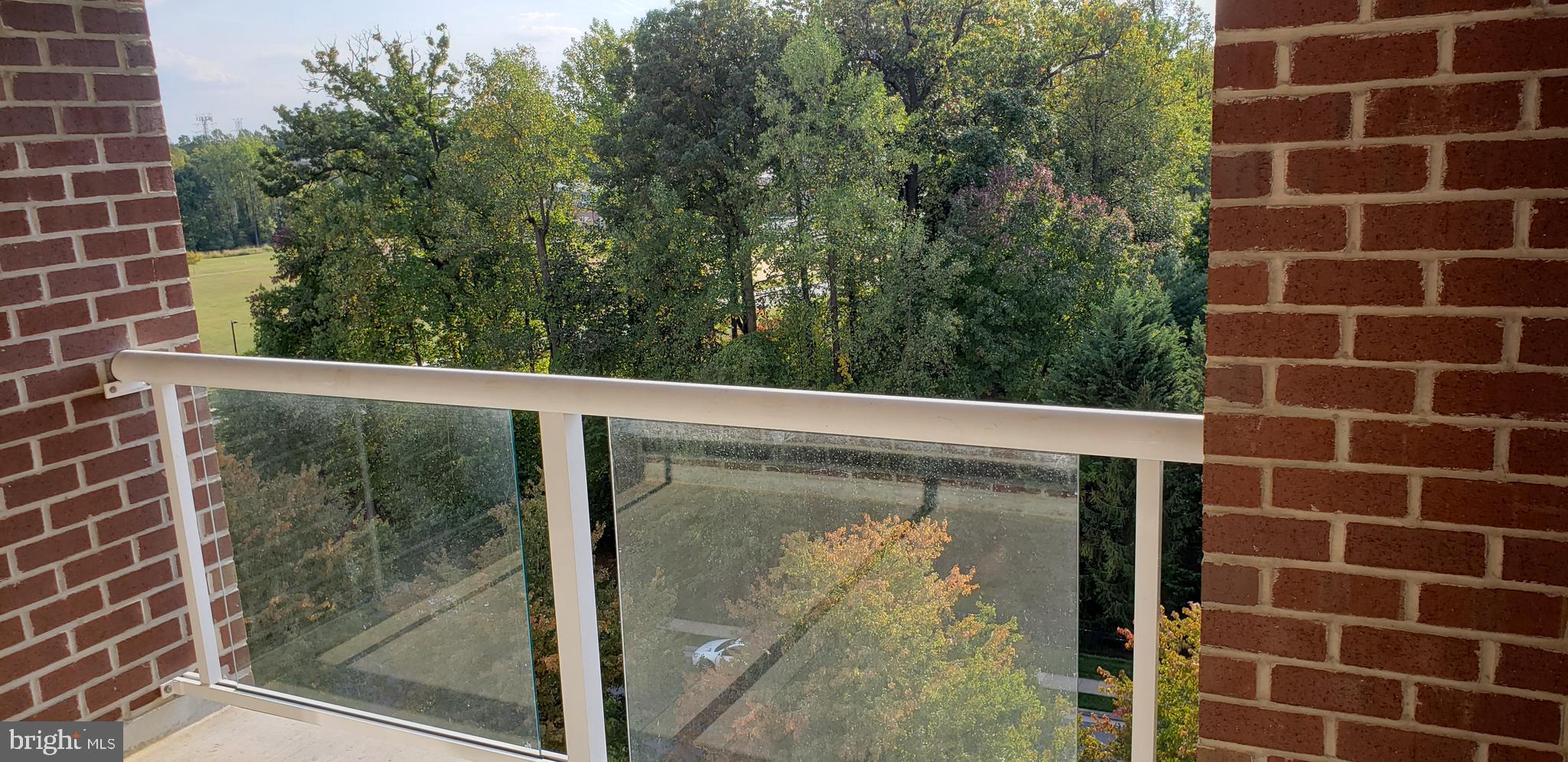 ROUNDWOOD RIDGE - Residential